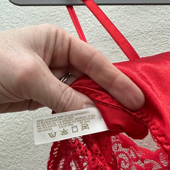 VTG Victorias Secret Gold Label Red Lace Teddy Bodysuit Lingerie 7867 Womens 36C - Picture 7 of 10